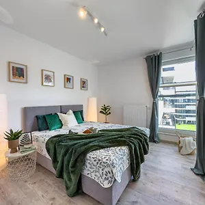 Nowoczesny W Okolicy Tauron Areny Apartament